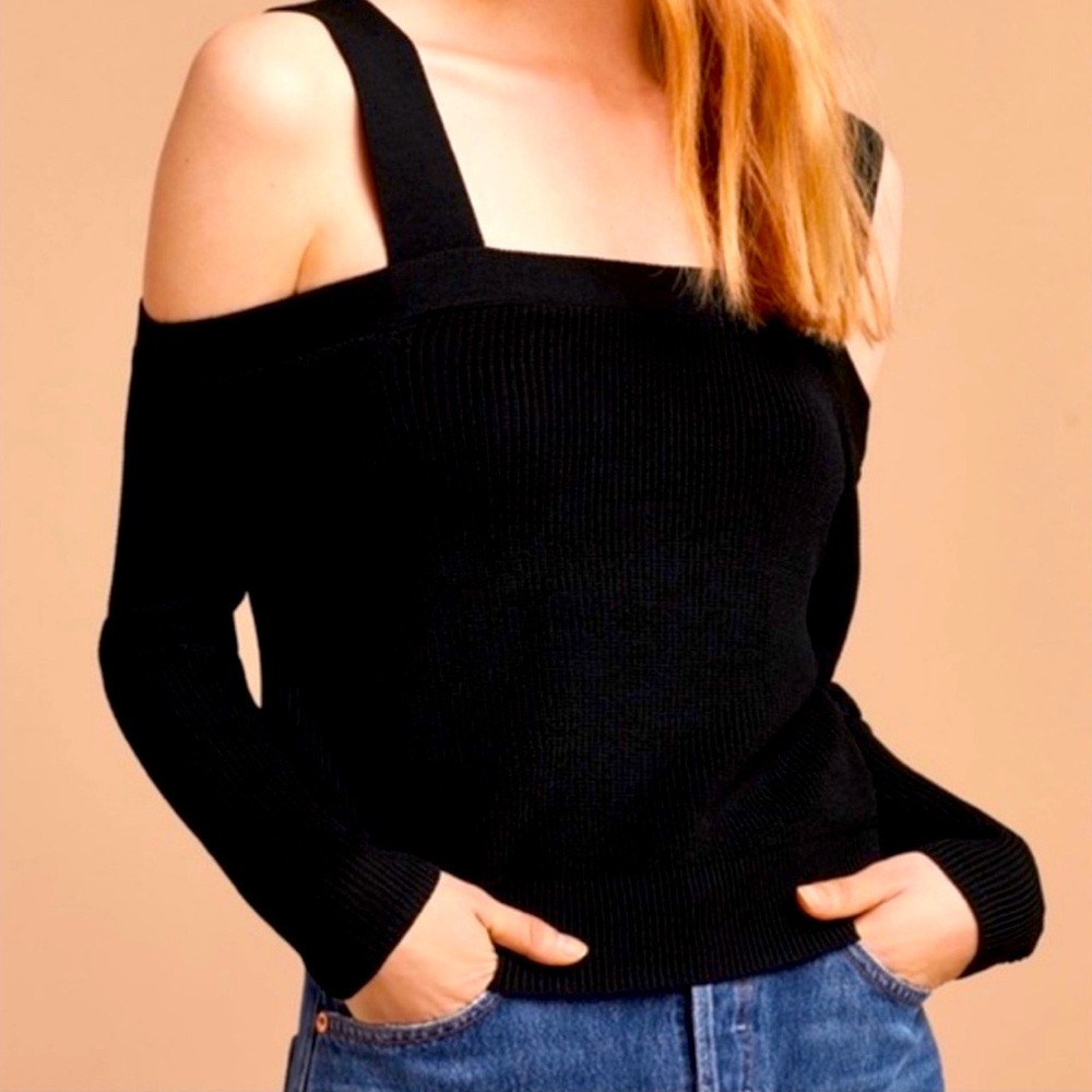 Wilfred Artenne Black Off-the-Shoulder Sweater